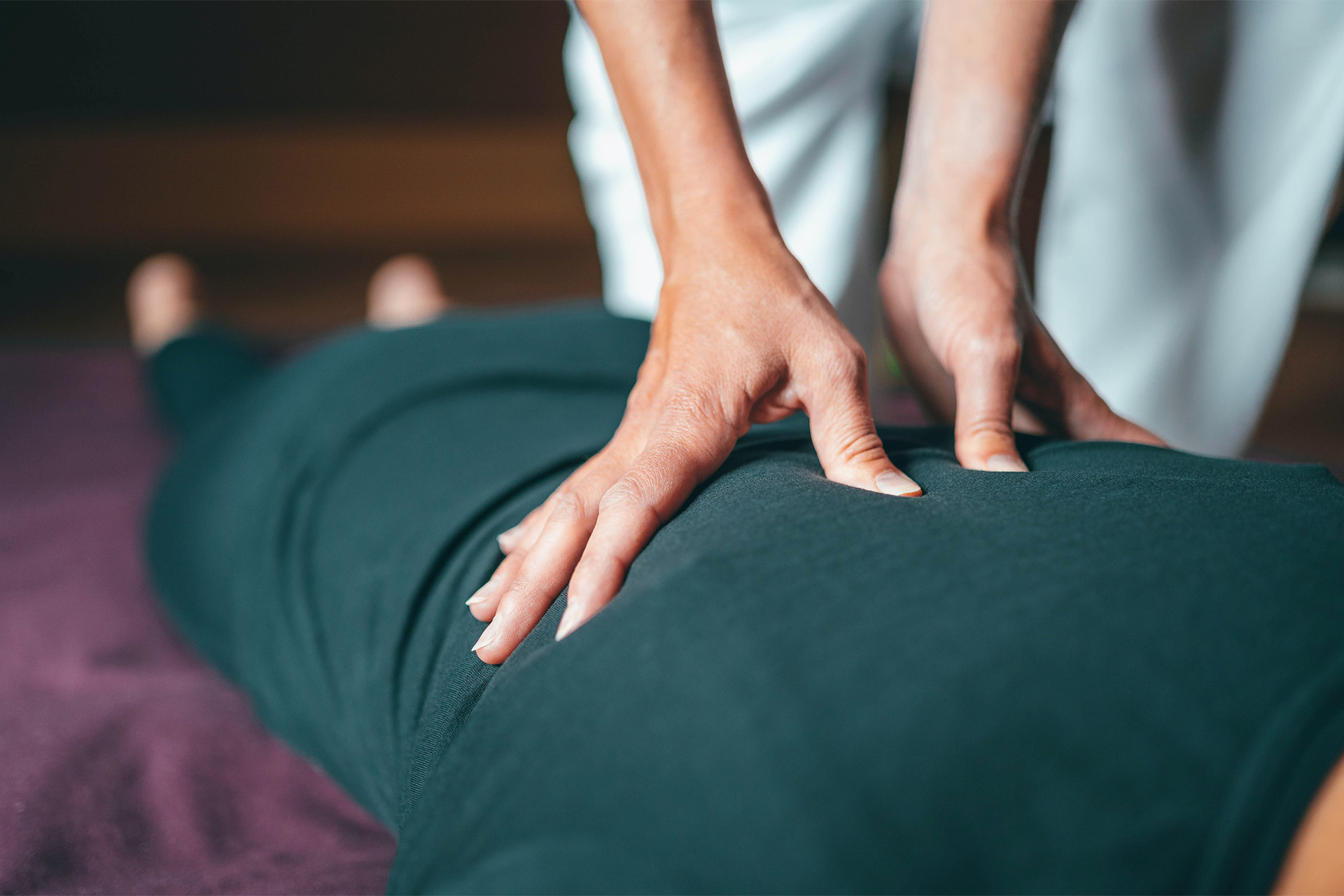Customer receiving a back massage